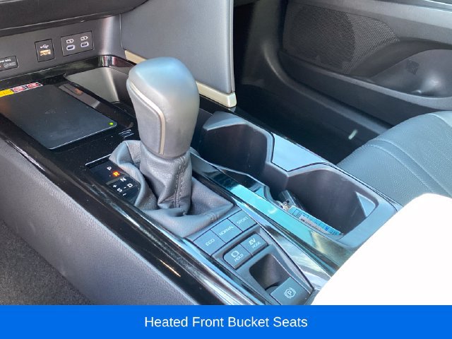 Used 2025 Toyota Camry XSE AWD/4WD image 12