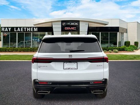 New 2026 Buick Enclave Sport Touring w/ Power Package image 4