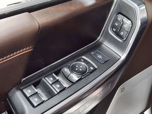 Used 2025 Ford F250 King Ranch w/ Chrome Package image 44