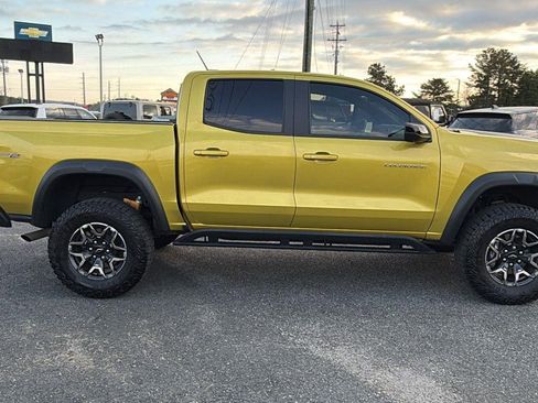 Certified 2023 Chevrolet Colorado ZR2 w/ ZR2 Convenience Package III AWD/4WD image 3