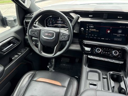 Used 2024 GMC Sierra 2500 AT4 w/ AT4 Premium Plus Package AWD/4WD image 28