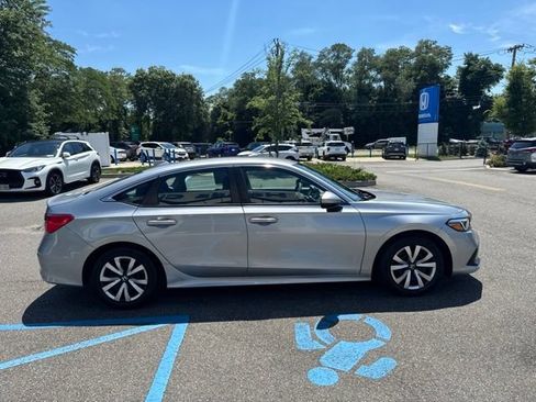 Used 2023 Honda Civic LX image 9