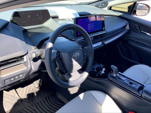 Used 2026 Toyota Prius Limited image 15