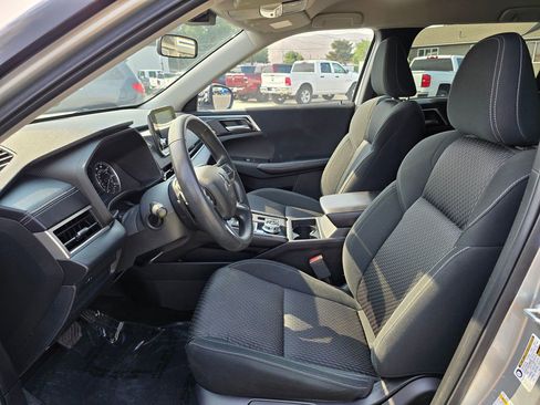 Used 2022 Mitsubishi Outlander ES AWD/4WD image 23