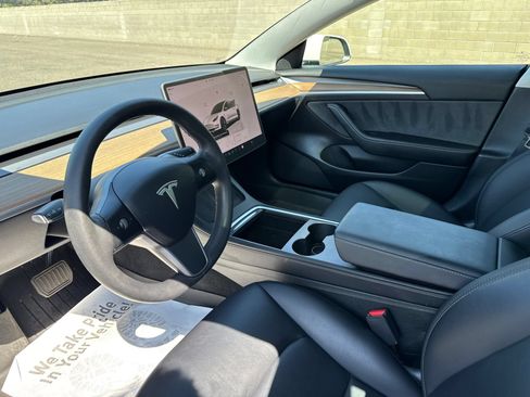 Used 2022 Tesla Model 3 Long Range AWD/4WD image 11