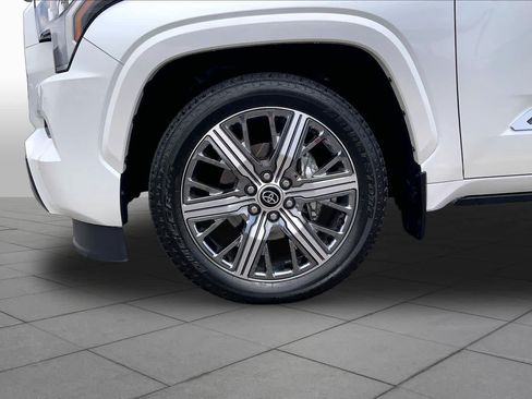 Used 2024 Toyota Sequoia Capstone AWD/4WD image 11