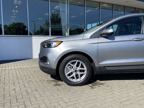Used 2023 Ford Edge SEL w/ Convenience Package AWD/4WD image 9
