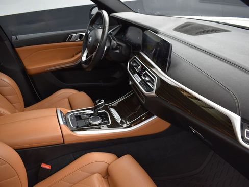 Used 2023 BMW X5 sDrive40i image 24