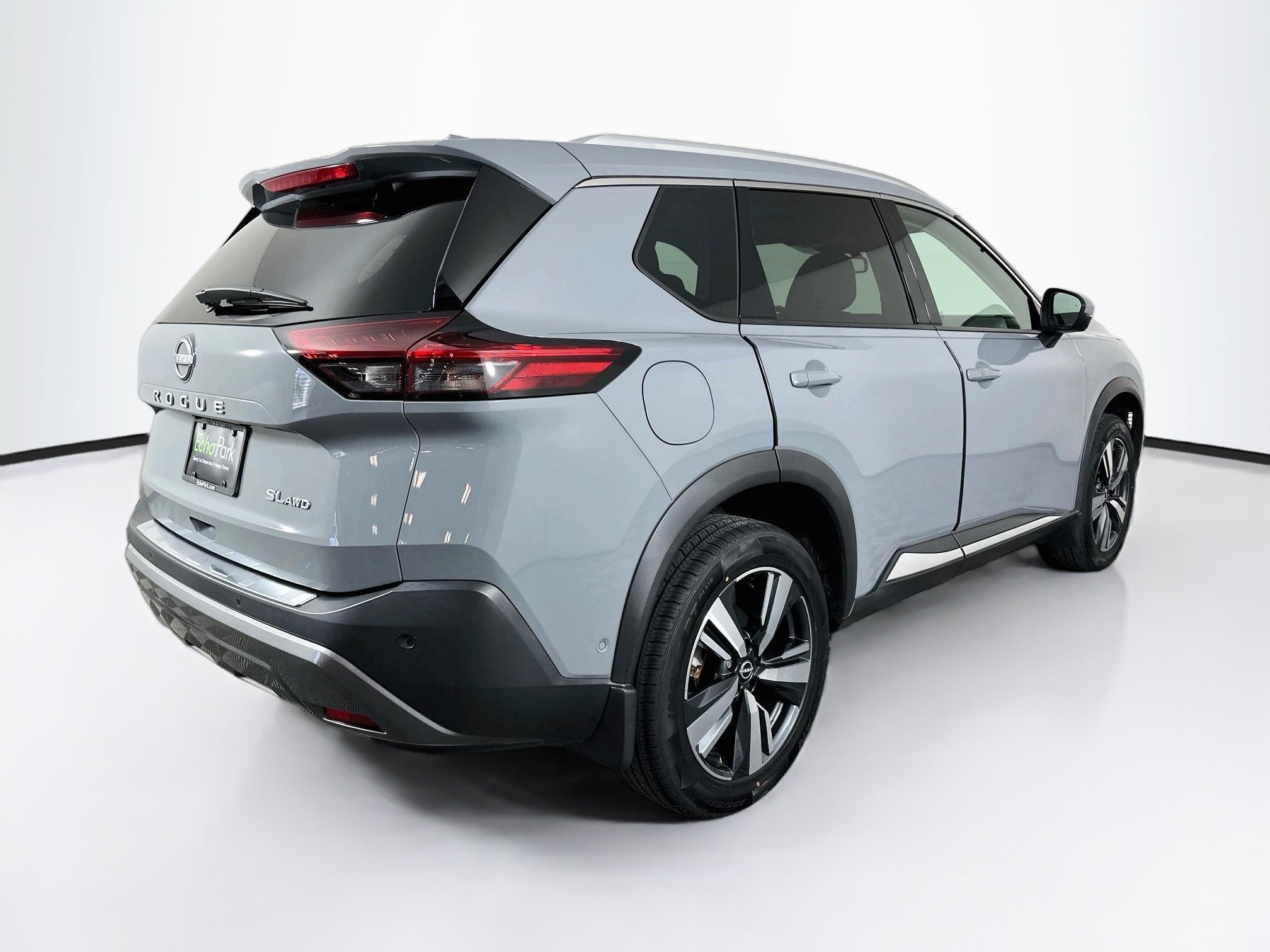 Used 2023 Nissan Rogue SL w/ SL Premium Package AWD/4WD image 9