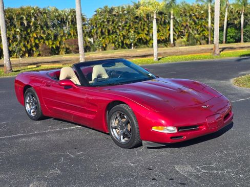 Used 2004 Chevrolet Corvette Convertible w/ Preferred Equipment Group image 1