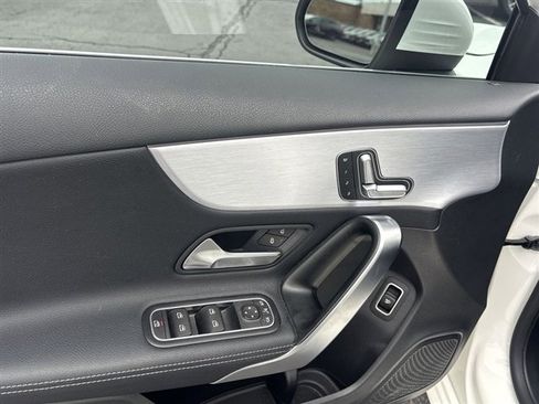 Used 2022 Mercedes-Benz A 220 image 23