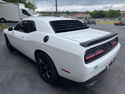 Used 2016 Dodge Challenger R/T Plus RWD image 3