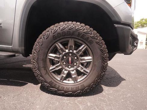 Used 2026 GMC Sierra 1500 AT4X AWD/4WD image 41