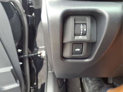 Used 2023 Toyota GR86 Premium w/ ALL Weather Mat Package (TMS) RWD image 24