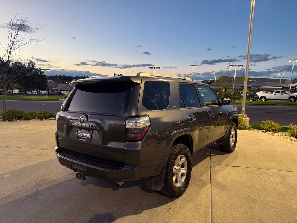 Used 2014 Toyota 4Runner SR5 AWD/4WD image 7
