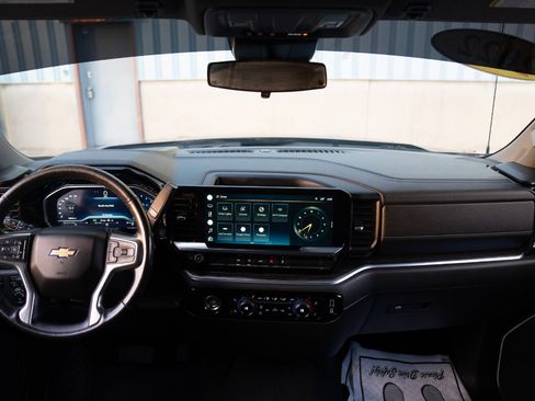 Used 2022 Chevrolet Silverado 1500 LT image 26