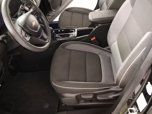 Used 2025 Chevrolet TrailBlazer LT AWD/4WD image 10