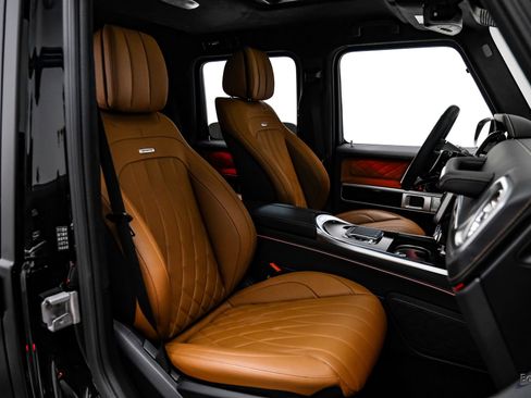 Used 2025 Mercedes-Benz G 63 AMG 4MATIC image 52