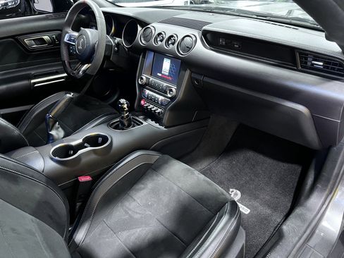 Used 2016 Ford Mustang Shelby GT350 w/ Technology Package image 15
