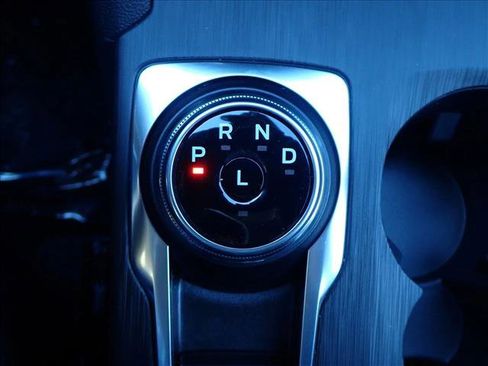 New 2026 Ford Escape SE w/ Class II Trailer Tow Package FWD image 25