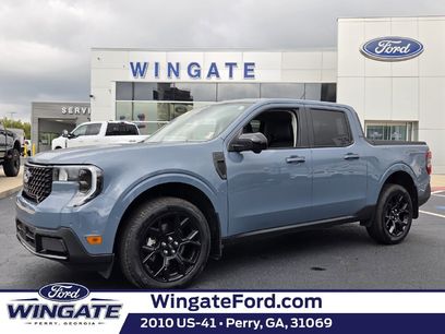 Used 2025 Ford Maverick Lariat w/ Black Appearance Package