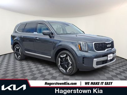 Certified 2023 Kia Telluride EX w/ EX Captain's Chair Package
