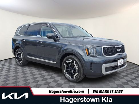Certified 2023 Kia Telluride EX w/ EX Captain's Chair Package AWD/4WD image 1