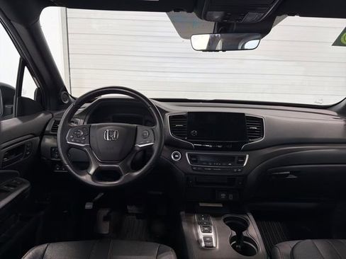 Used 2023 Honda Passport TrailSport image 28