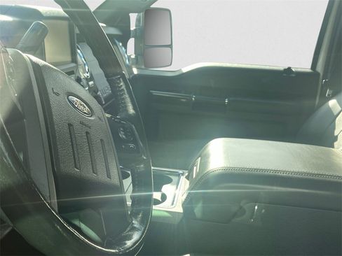 Used 2014 Ford F250 Platinum image 11