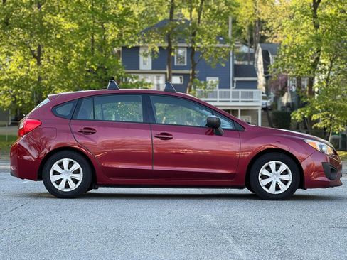 Used 2014 Subaru Impreza 2.0i AWD/4WD image 7