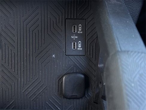 Used 2024 Toyota Tacoma TRD Off-Road image 21