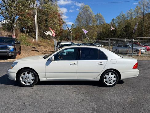 Used 2003 Lexus LS 430 RWD image 4