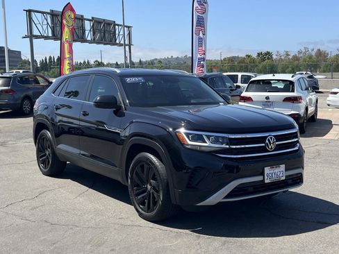 Used 2023 Volkswagen Atlas Cross Sport SE w/ Black Wheel Package FWD image 26