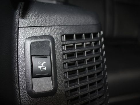 Certified 2023 Toyota Sequoia Platinum AWD/4WD image 68