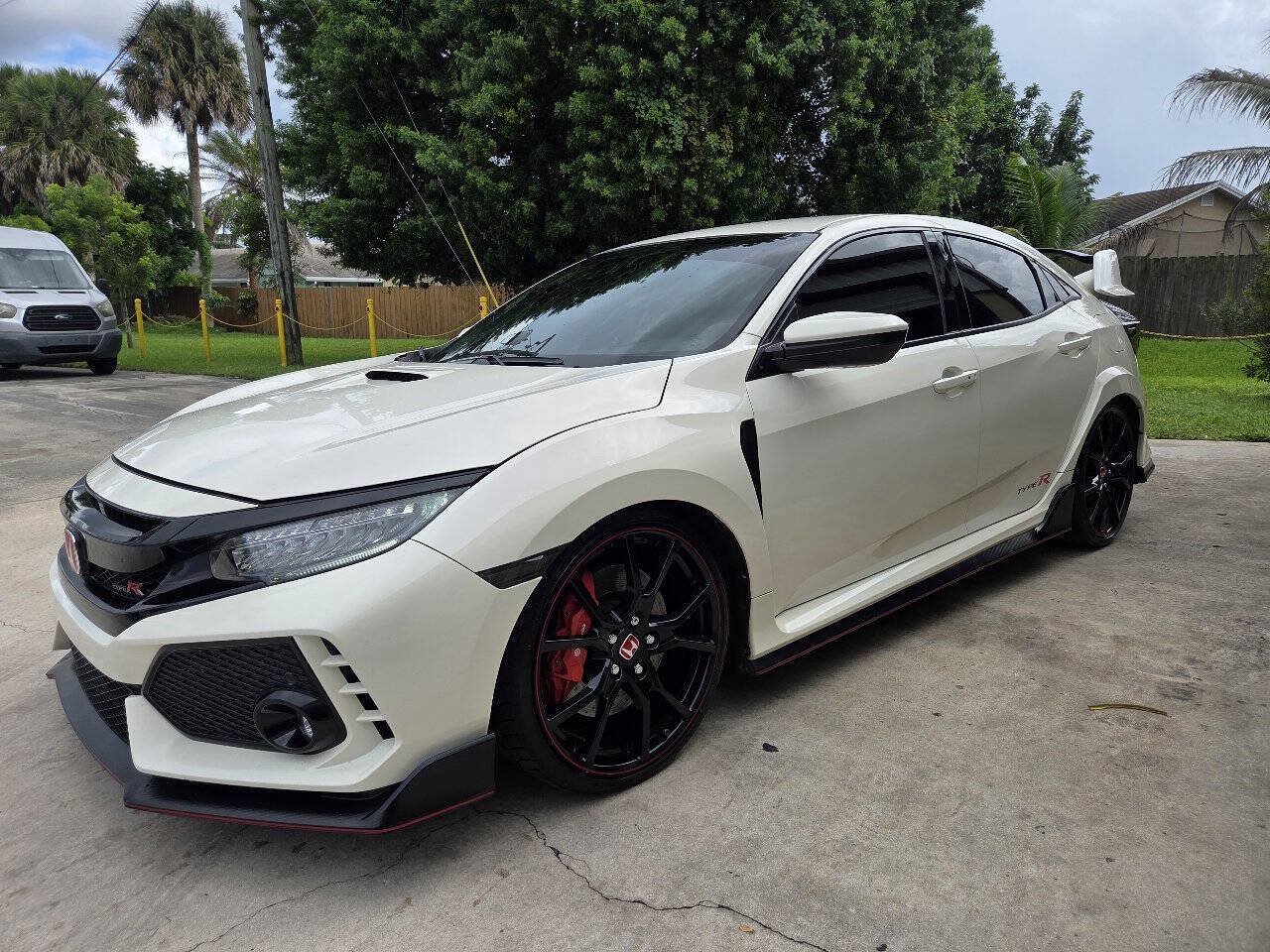 Used 2019 Honda Civic Type R image 3