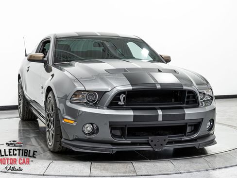 Used 2013 Ford Mustang Shelby GT500 RWD image 28