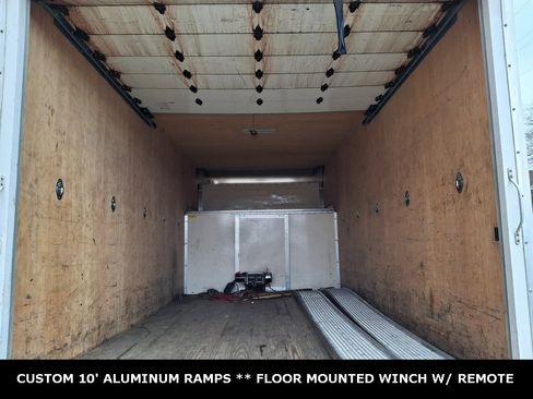 Used 2015 Ford E-350 and Econoline 350 Super Duty image 21