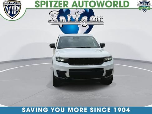 Used 2021 Jeep Grand Cherokee L Laredo AWD/4WD image 4