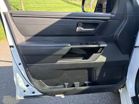 Used 2023 Toyota Tundra Limited image 24