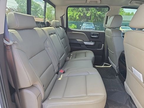 Used 2018 Chevrolet Silverado 1500 LTZ Z71 AWD/4WD image 6