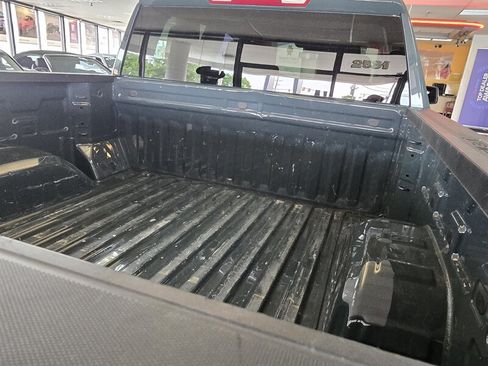 Used 2025 Chevrolet Silverado 1500 LT AWD/4WD image 36
