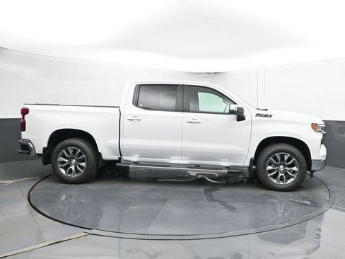 New 2026 Chevrolet Silverado 1500 LT AWD/4WD image 3