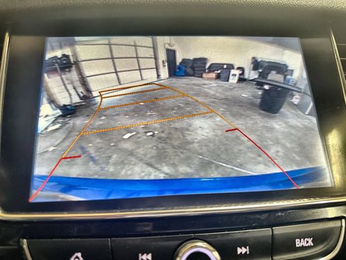 Used 2017 Buick Encore Preferred FWD image 19
