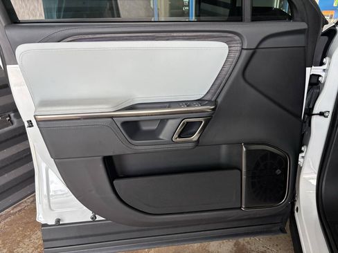 Used 2024 Rivian R1S Adventure Quad AWD/4WD image 18