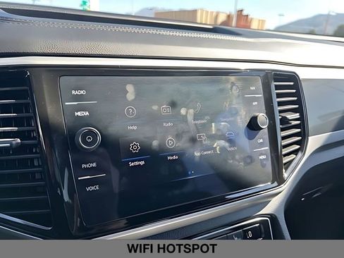 Used 2023 Volkswagen Atlas Cross Sport SEL Premium R-Line AWD/4WD image 35
