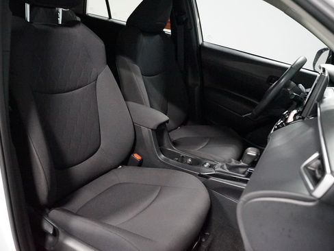 Certified 2024 Toyota Corolla Cross LE FWD image 27