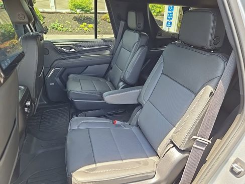 Used 2023 GMC Yukon Denali AWD/4WD image 29