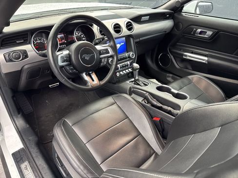 Used 2023 Ford Mustang Premium image 8