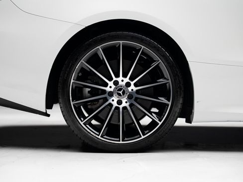 Used 2023 Mercedes-Benz E 450 Coupe image 37