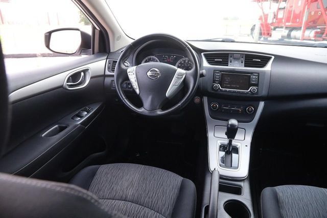 Used 2015 Nissan Sentra SV FWD image 22